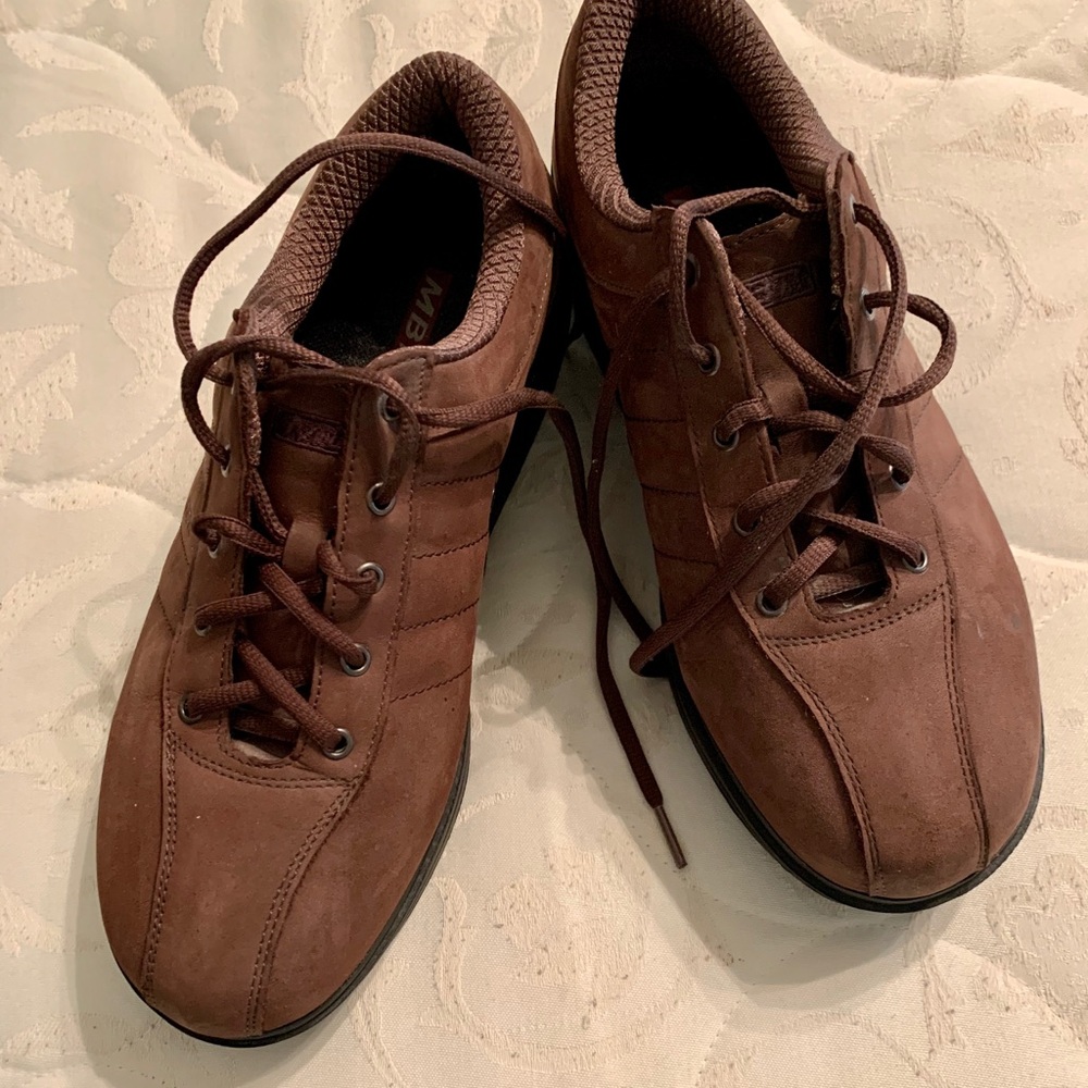 Men’s MBT shoes.   Size 9.5 (See label)